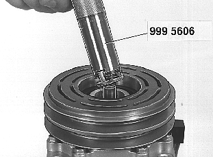 S8701458