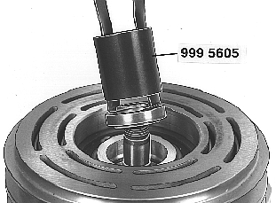 S8701070