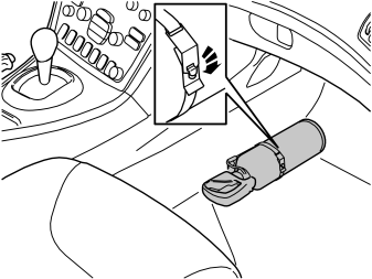M8903933